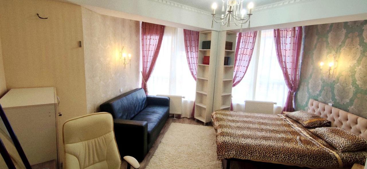 Apartmán Inessa Center Guest Penthhouse Kišiněv Exteriér fotografie